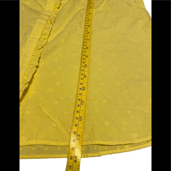 NWT Loft Ann Taylor Yellow Ruffle Cap Sleeve Button Down Top - Picture 7 of 7